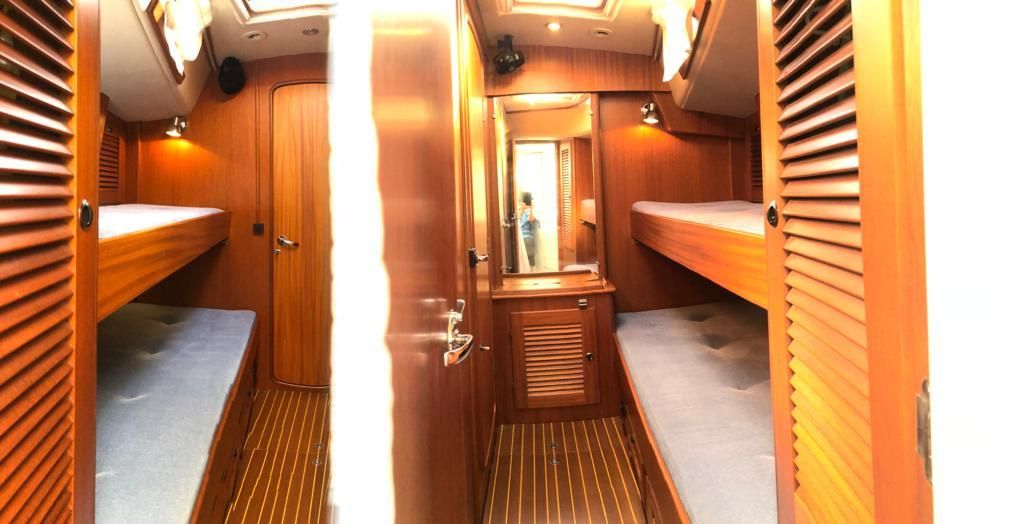 2004 Hallberg-Rassy 48 