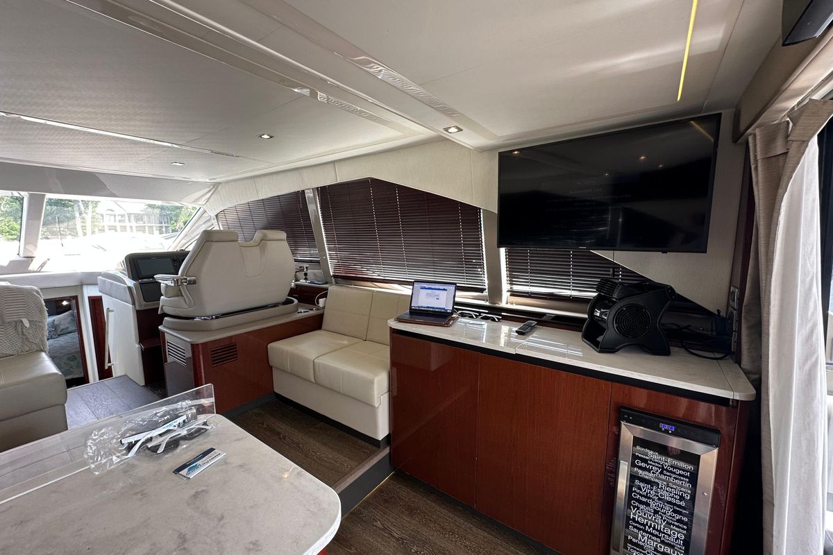 2017 Sea Ray 46 