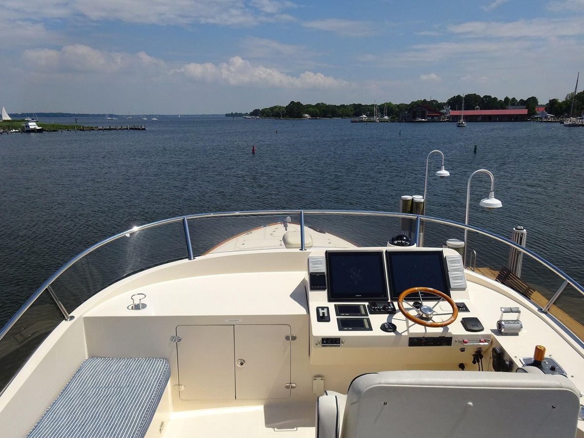 2006 Hinckley 55 