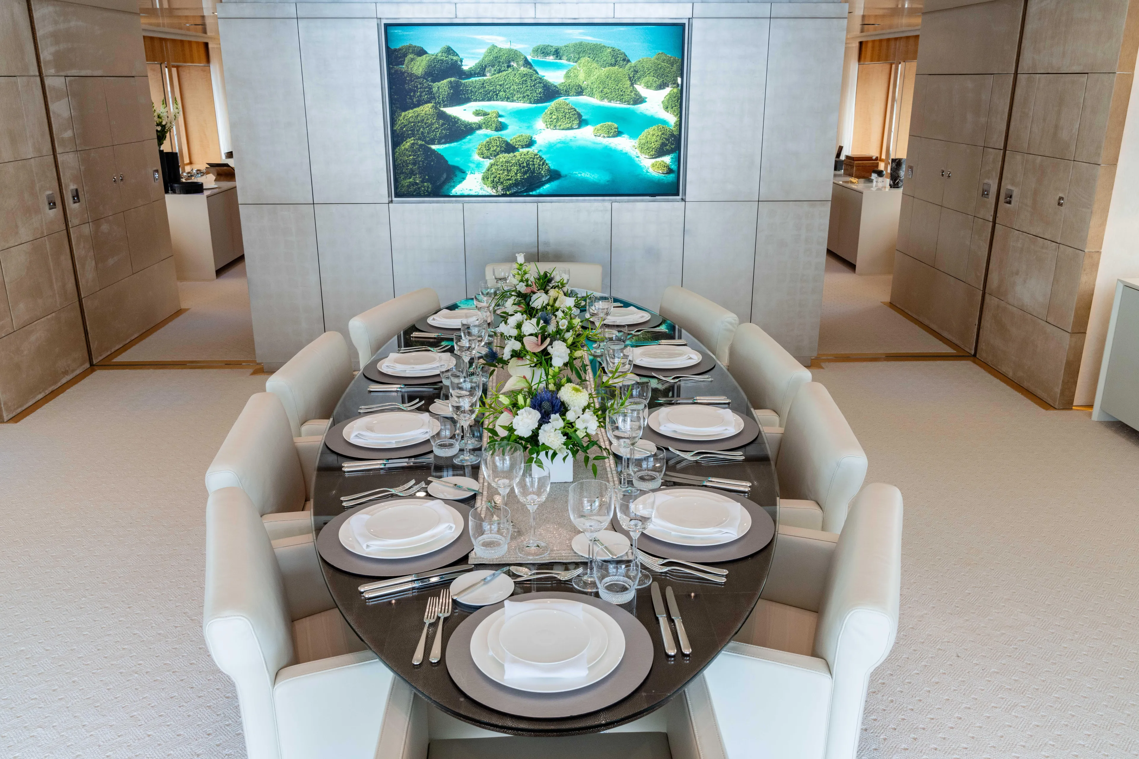 Loon Yacht Photos Pics Luxurious dining area on a 2010 Icon Full Displacement Motoryacht.