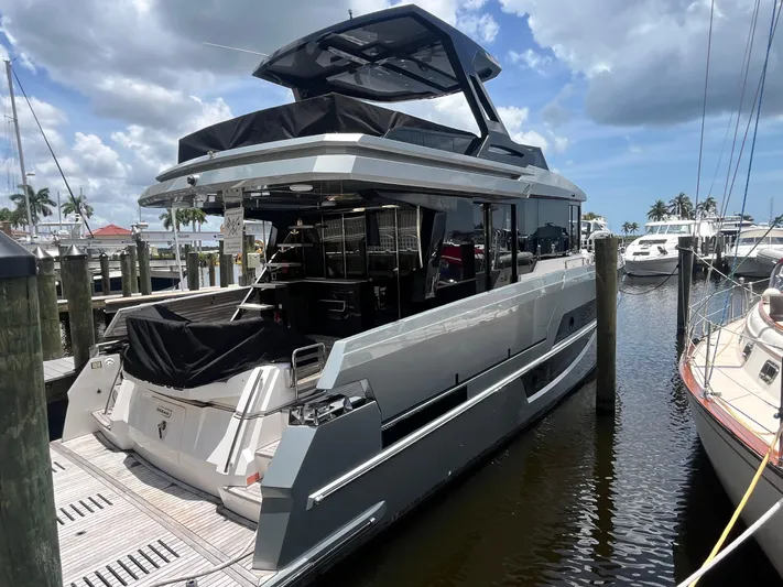 White Rabbit Yacht Photos Pics 