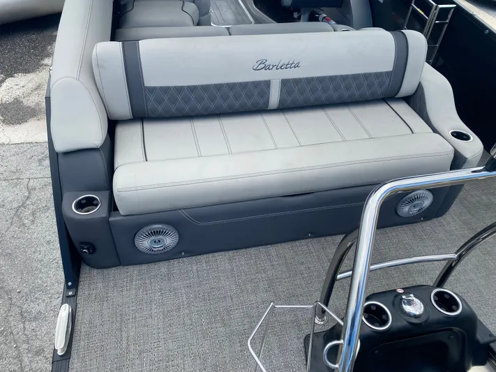  Yacht Photos Pics 2025 BARLETTA L25U - Image 14