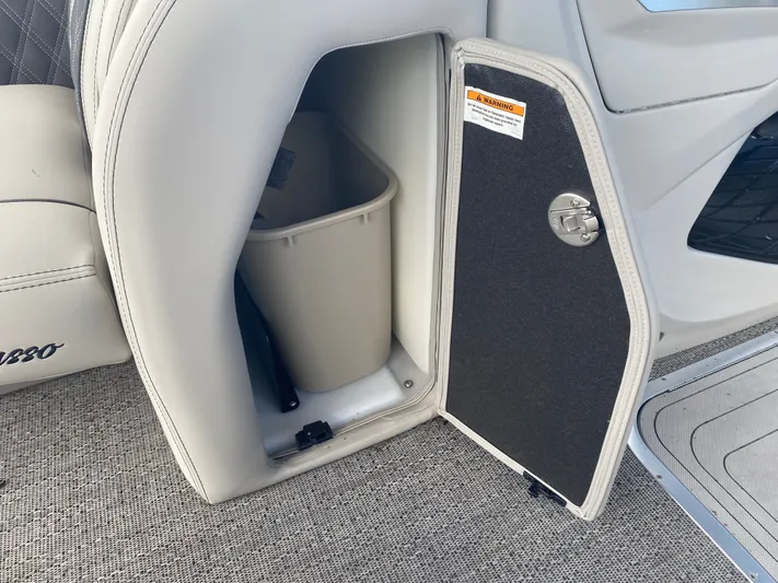  Yacht Photos Pics 2025 BARLETTA L25U - Image 9