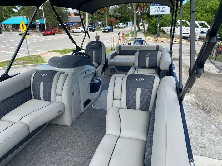  Yacht Photos Pics 2025 BARLETTA L25U - Image 8