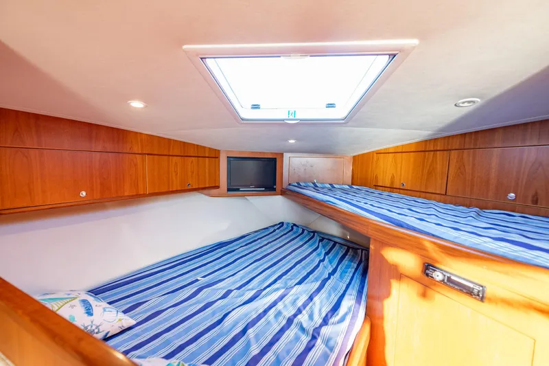 Intangible Yacht Photos Pics 