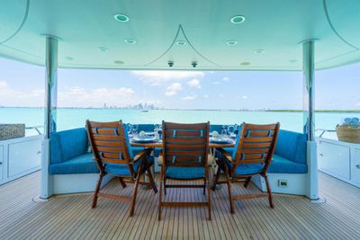 Yacht