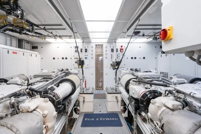 Risk And Reward Yacht Photos Pics 