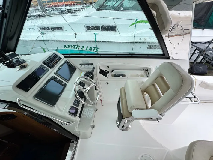 Miss Lisa Yacht Photos Pics 