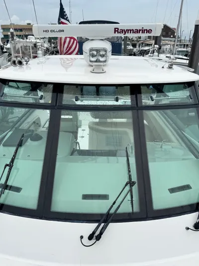 Miss Lisa Yacht Photos Pics 