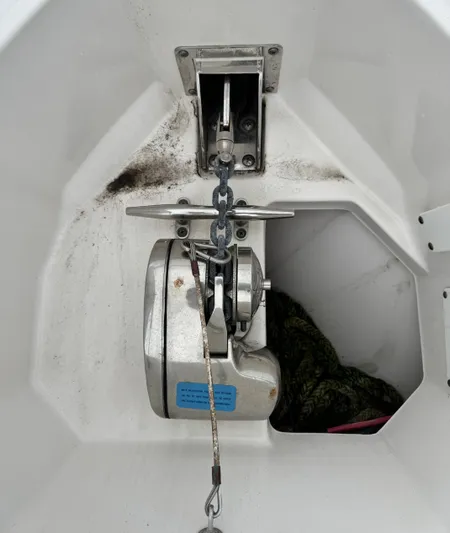 Miss Lisa Yacht Photos Pics 