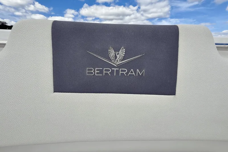 Pot N' Kettle Yacht Photos Pics 