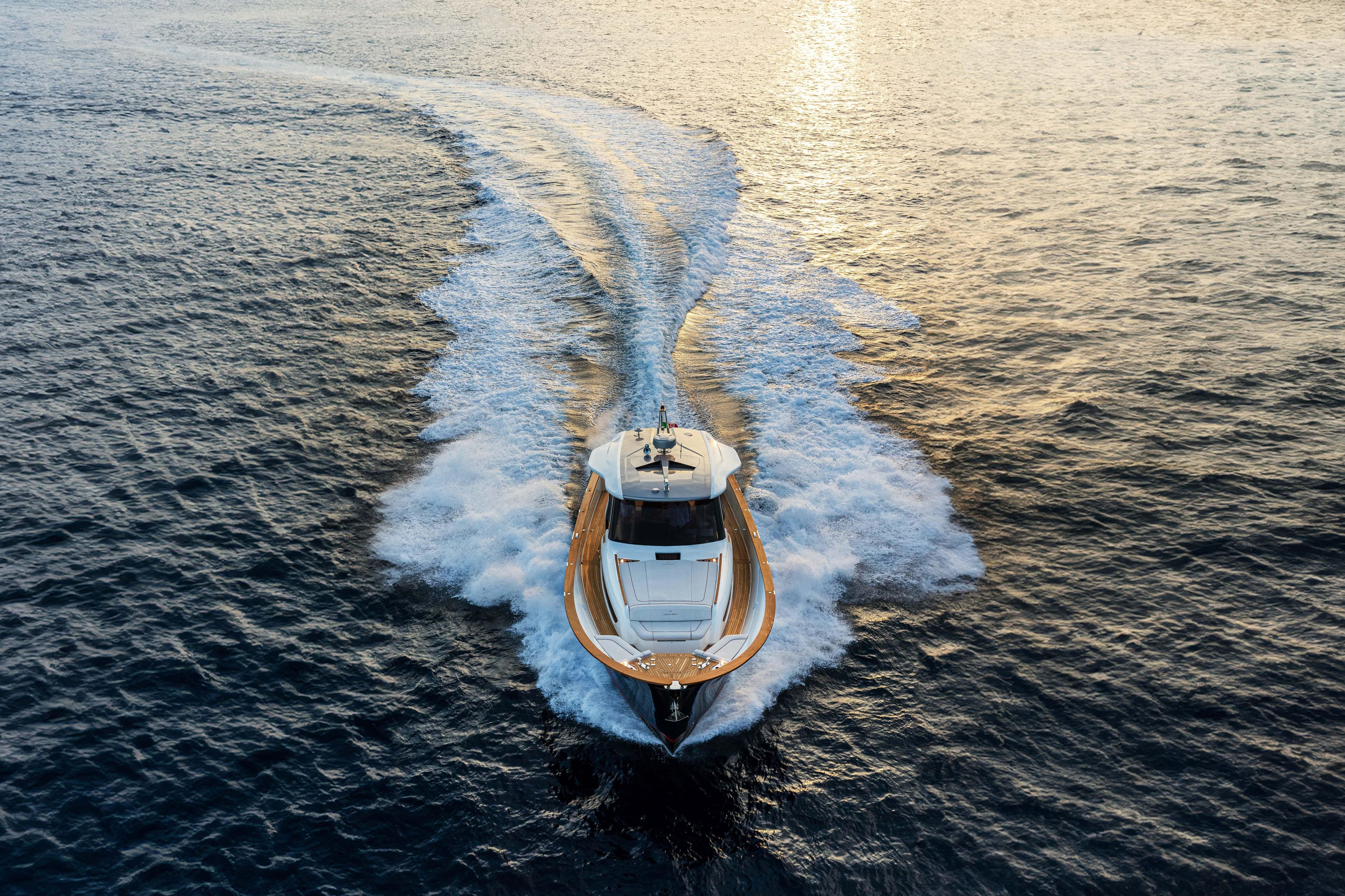Yacht