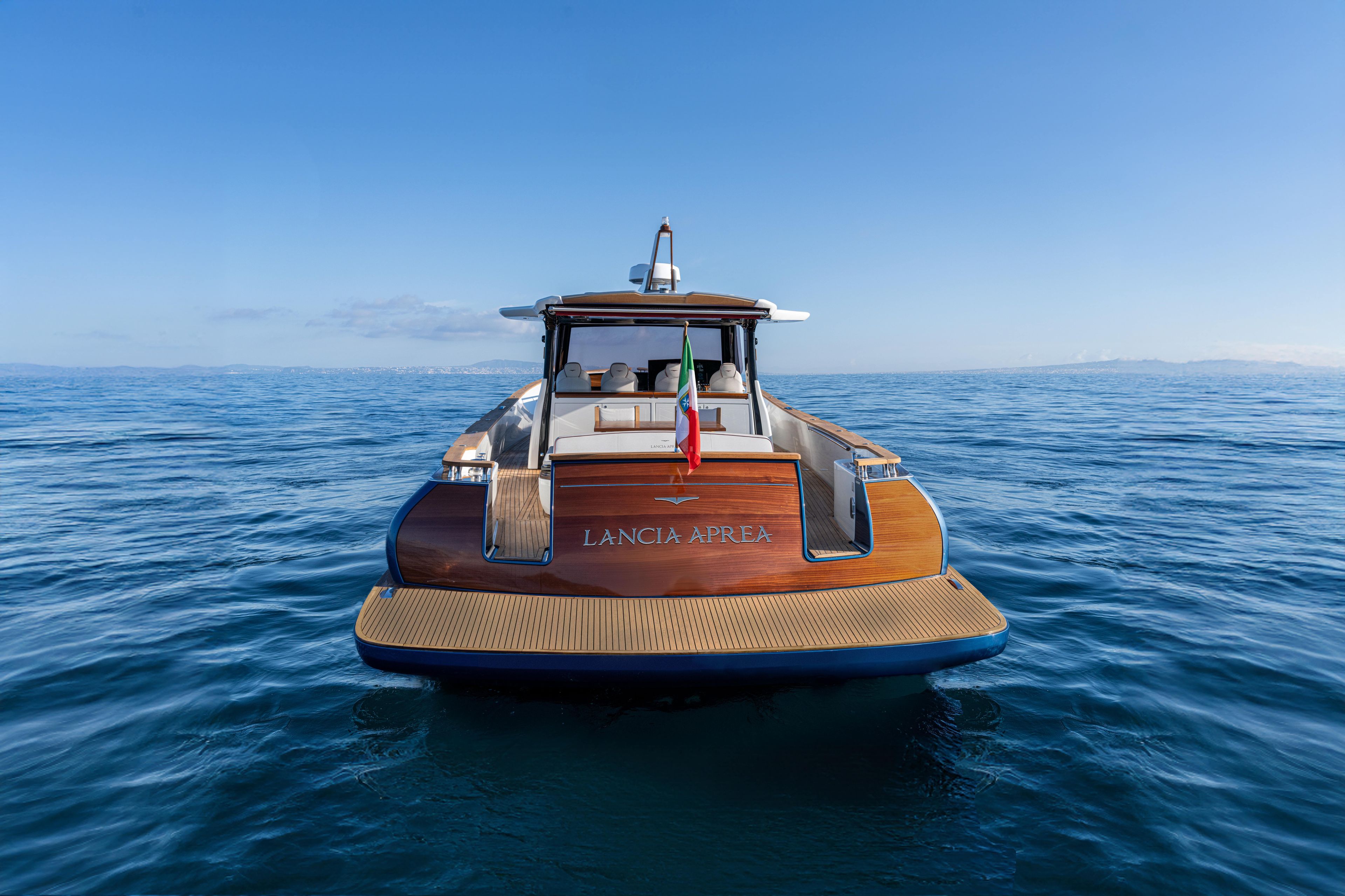 Yacht