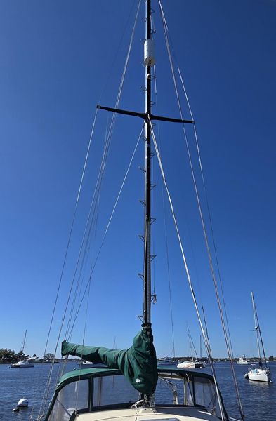 1983 Prout Snowgoose 37