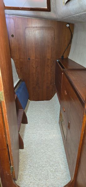 1983 Prout Snowgoose 37