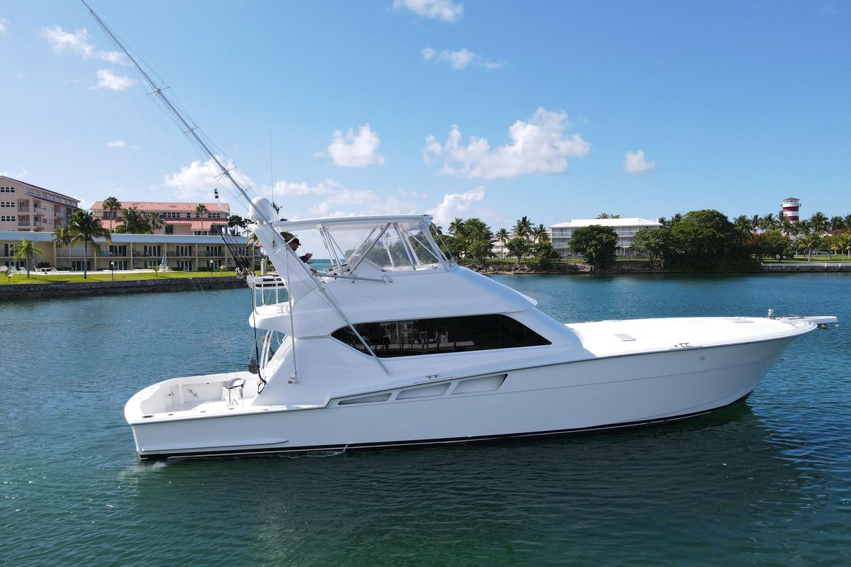 2004 Hatteras 60 