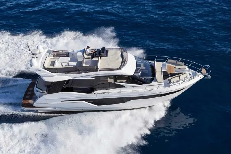  Yacht Photos Pics Manufacturer Provided Image