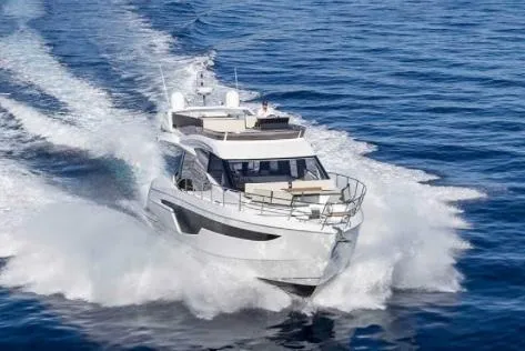  Yacht Photos Pics Manufacturer Provided Image