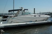 2005 Rinker 342 Fiesta Vee