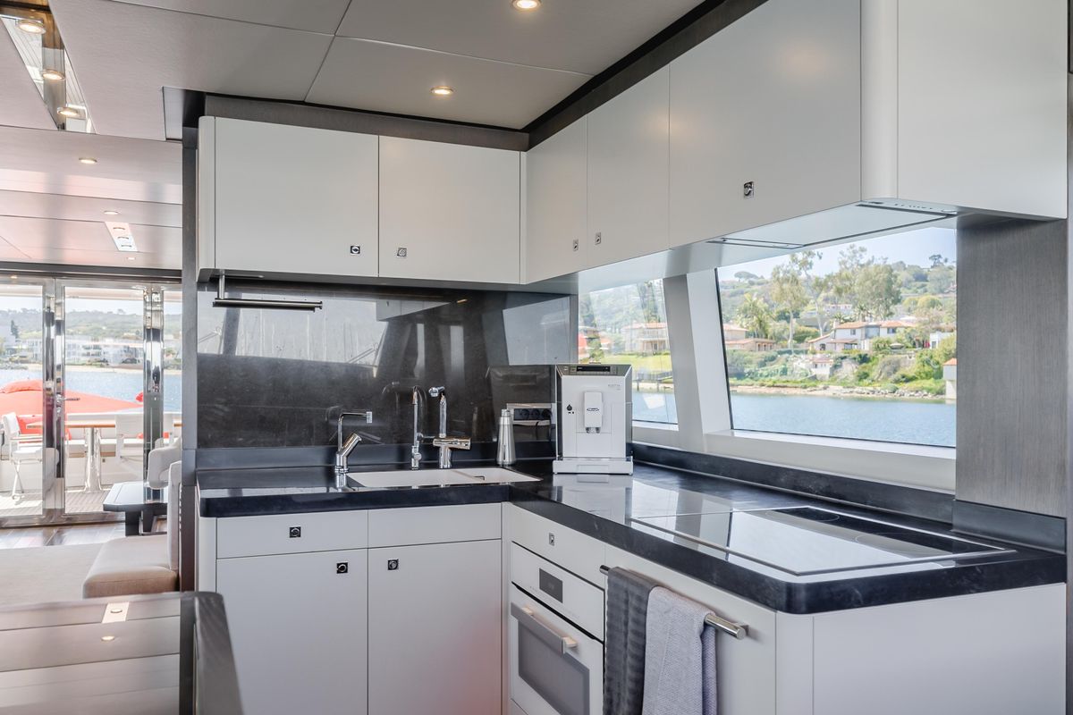 2016 Van der Valk 78 