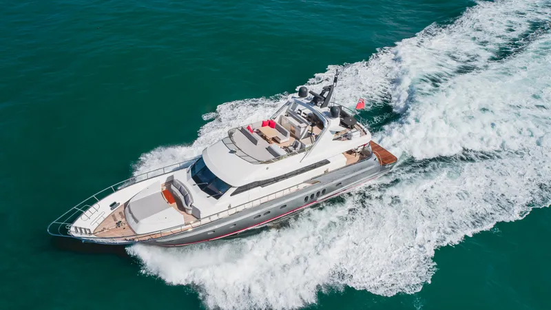 Gyrfalcon Yacht Photos Pics 