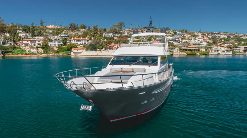 Gyrfalcon Yacht Photos Pics 