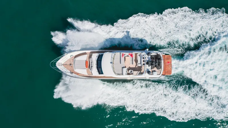 Gyrfalcon Yacht Photos Pics 