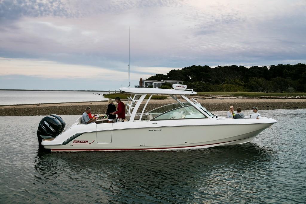 2024 Boston Whaler 320 Vantage Sportfischerboot Kaufen YachtWorld