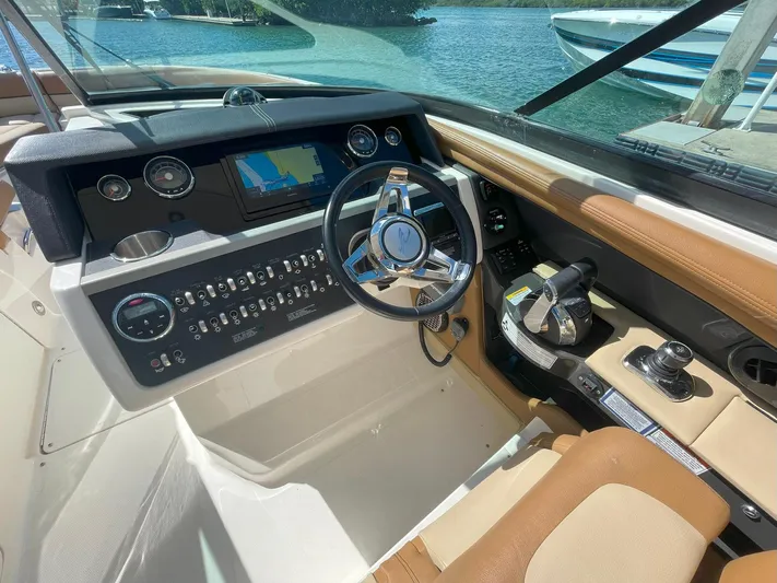 It´s All Good Yacht Photos Pics 