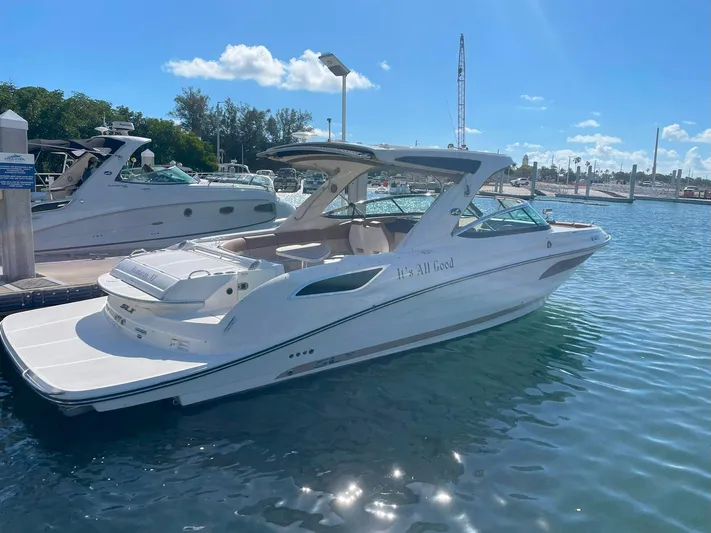 It´s All Good Yacht Photos Pics 