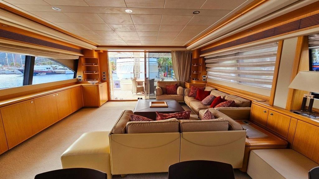 2012 Ferretti Yachts 88 