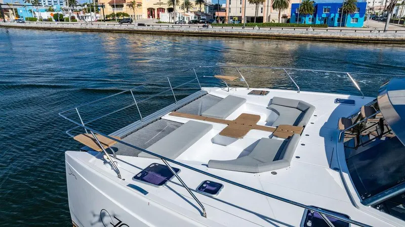 Ziba Yacht Photos Pics 