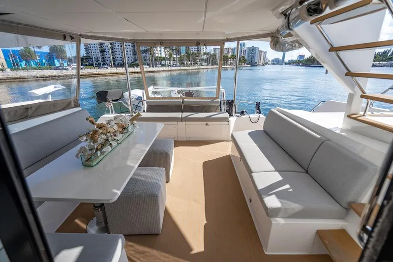 Ziba Yacht Photos Pics 