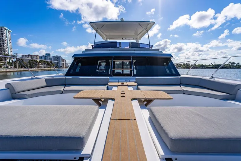 Ziba Yacht Photos Pics 