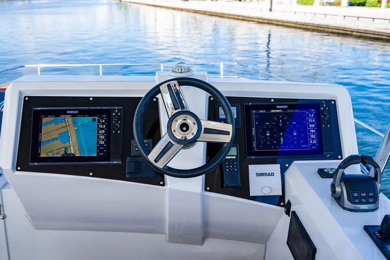 Ziba Yacht Photos Pics 