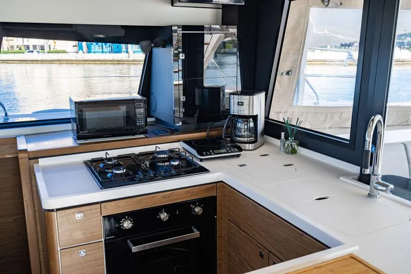 Ziba Yacht Photos Pics 