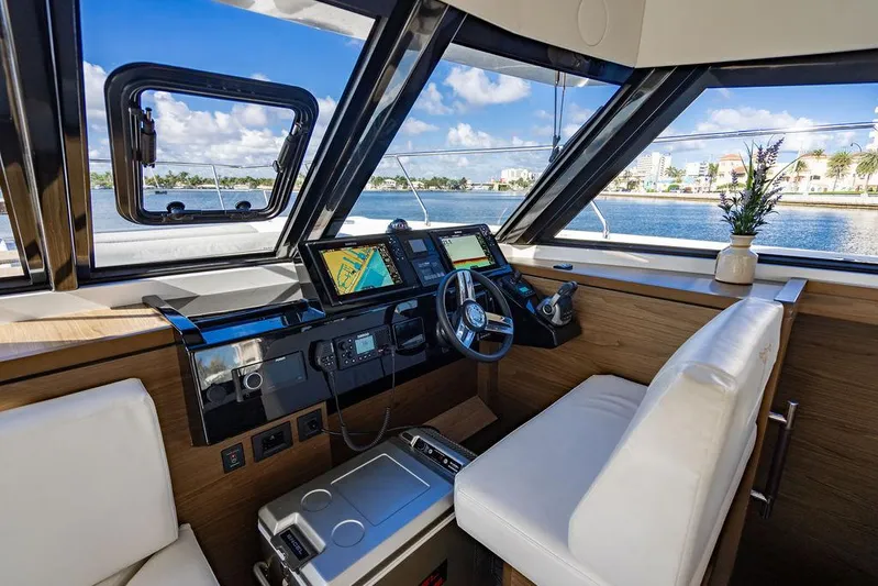 Ziba Yacht Photos Pics 