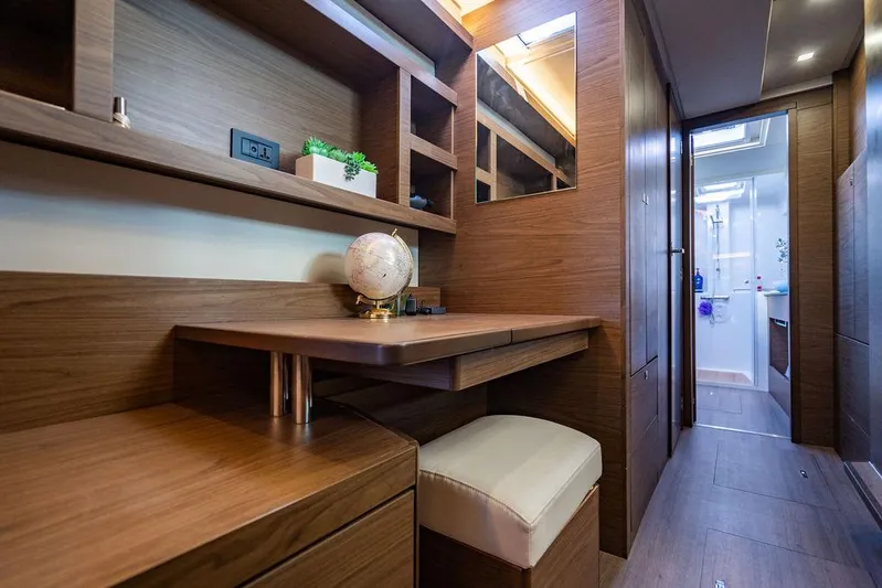 Ziba Yacht Photos Pics 