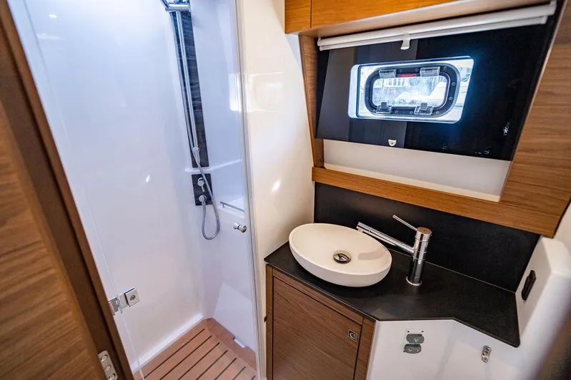 Ziba Yacht Photos Pics 