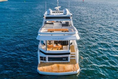 Yacht
