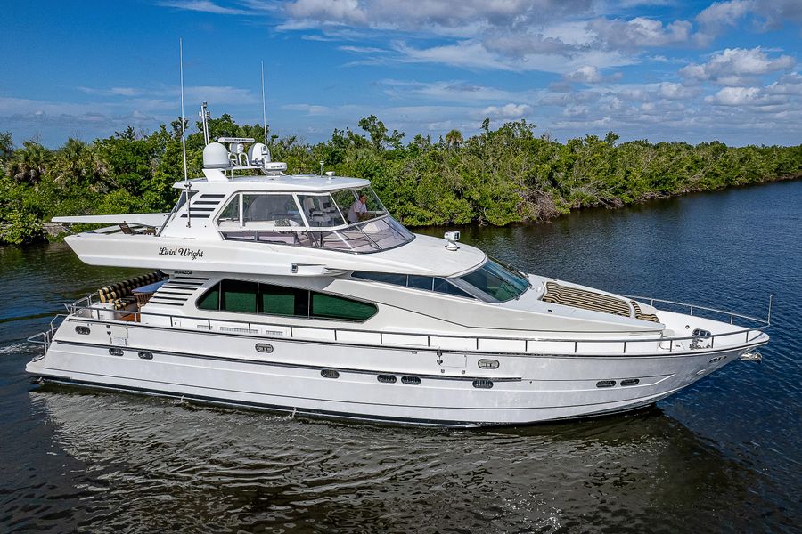 2002 Horizon 70 Motor Yacht