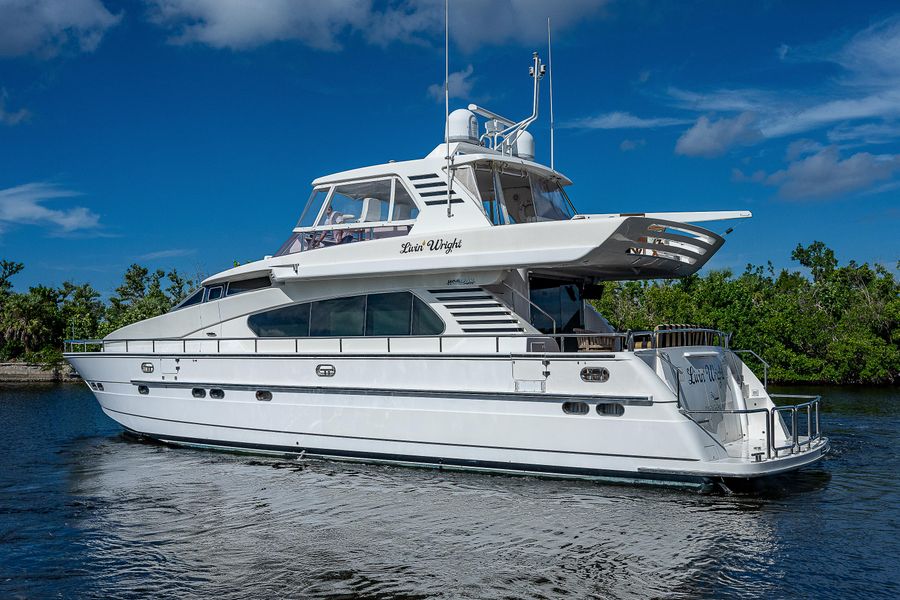 2002 Horizon 70 Motor Yacht