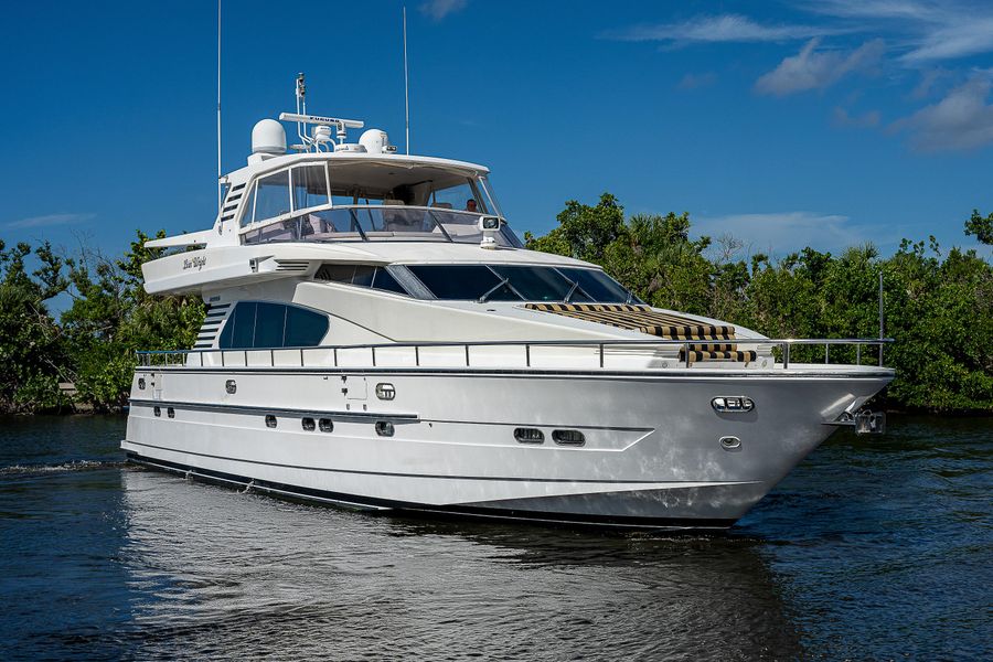 2002 Horizon 70 Motor Yacht