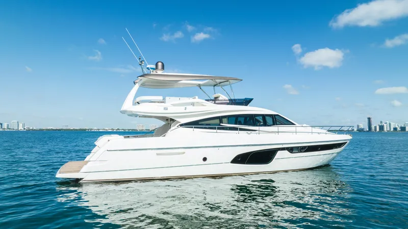 Lyan Yacht Photos Pics 