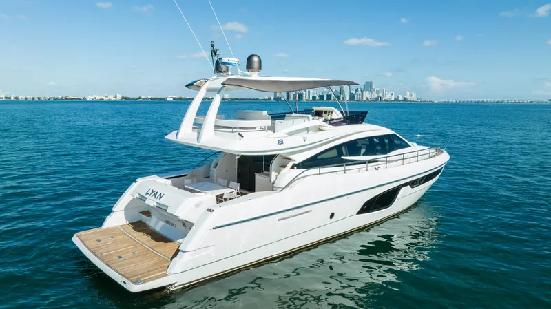 Lyan Yacht Photos Pics 