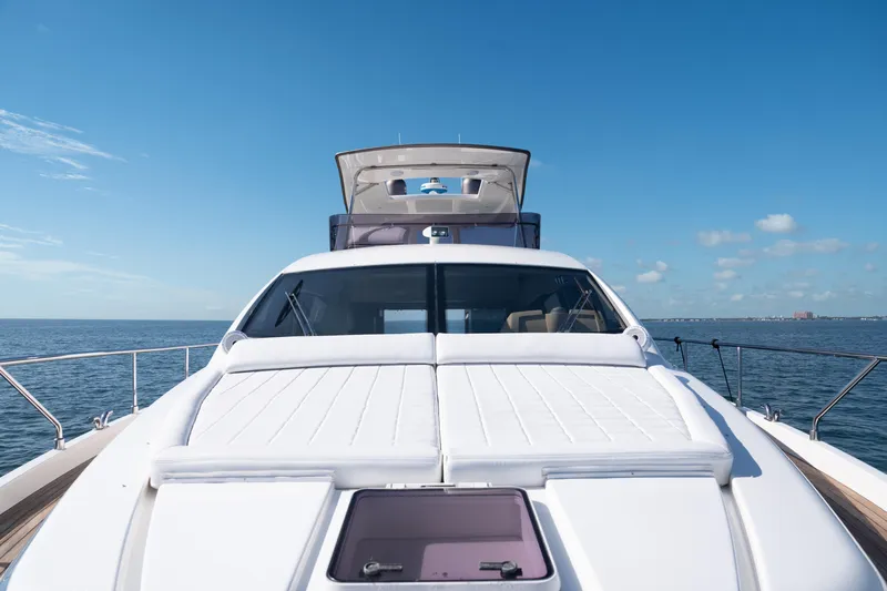 Lyan Yacht Photos Pics 