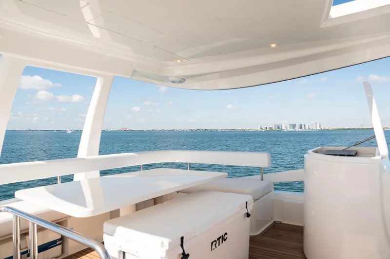 Lyan Yacht Photos Pics 