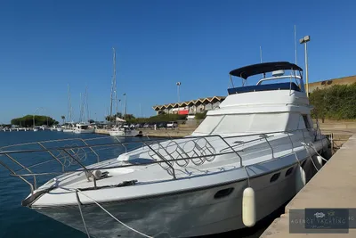 1989 Princess 45 Flybridge Motor Yacht