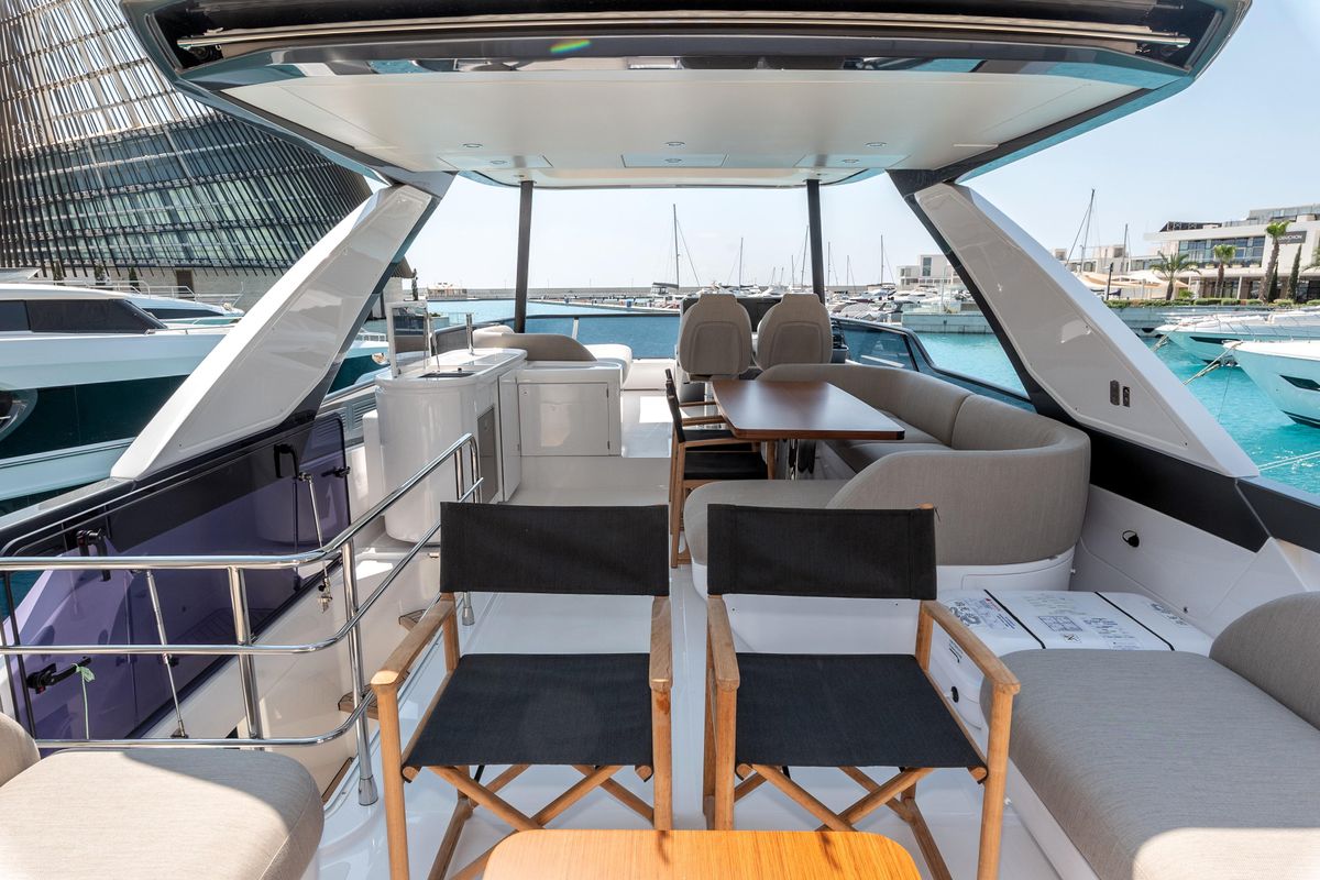 2024 Azimut 68 