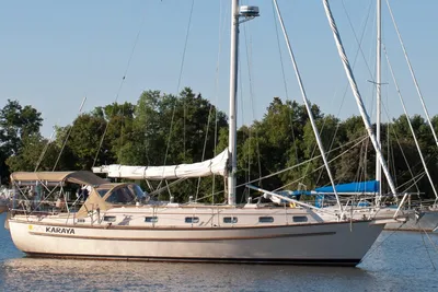 Island Packet 40